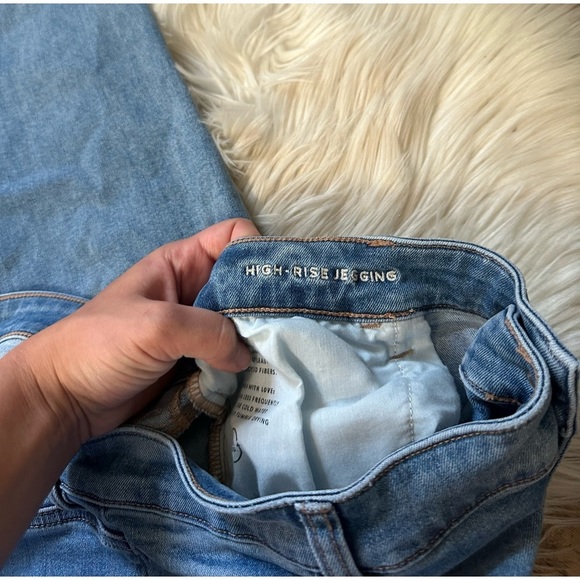 AMERICAN EAGLE High-Rise Jegging - Picture 4 of 6